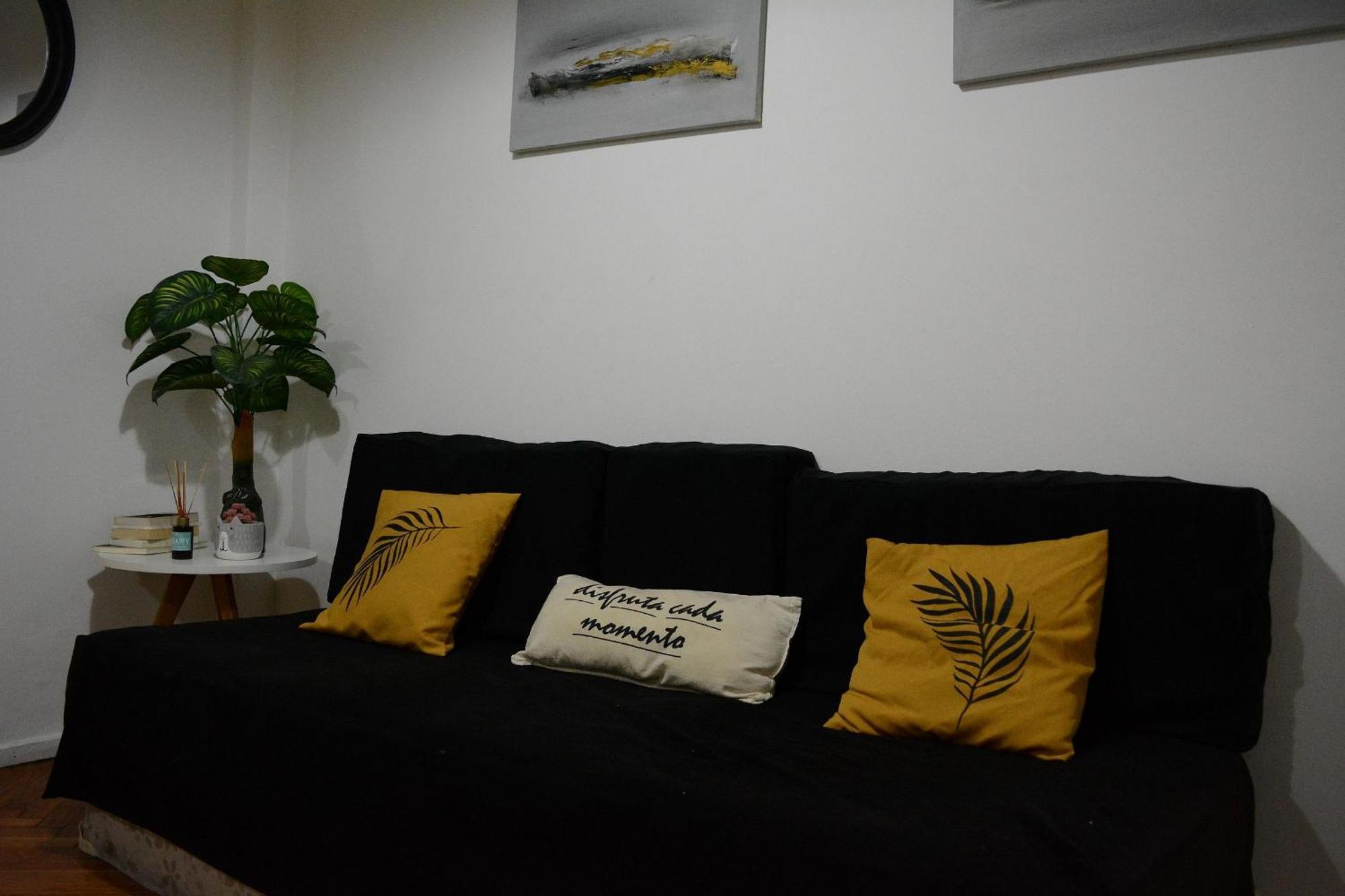 Apartamento Comodo Para 3 En Recoleta Apartment บัวโนสไอเรส ภายนอก รูปภาพ