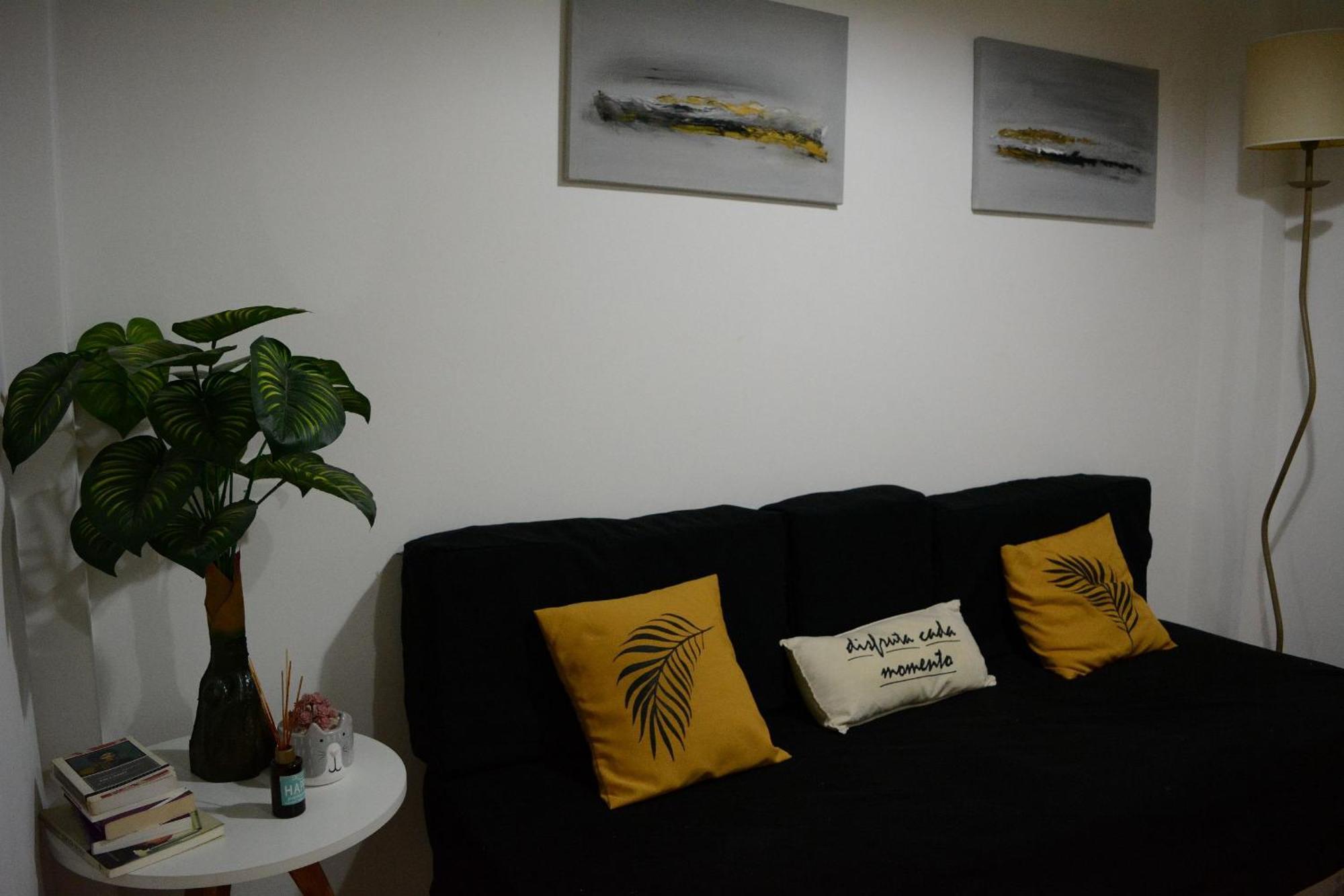 Apartamento Comodo Para 3 En Recoleta Apartment บัวโนสไอเรส ภายนอก รูปภาพ